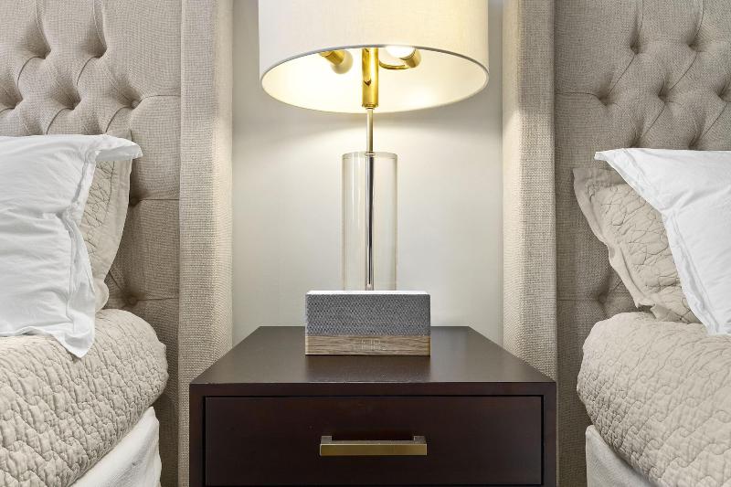 The Vanderbilt Hotel Suites - Oda