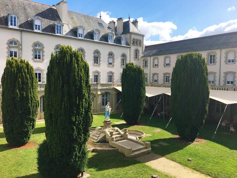 Espace Montcalm - Genel