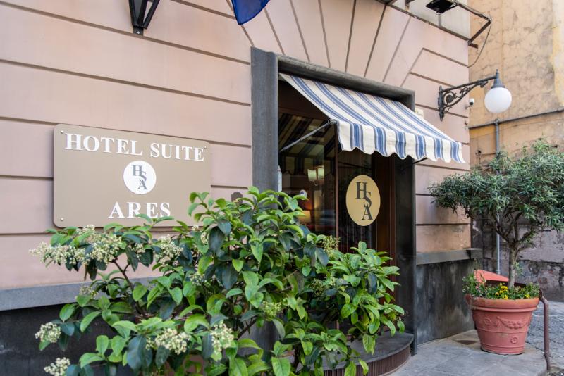 Hotel Suite Ares - Genel