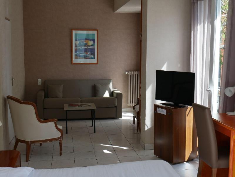 Hotel Bonaparte - Genel