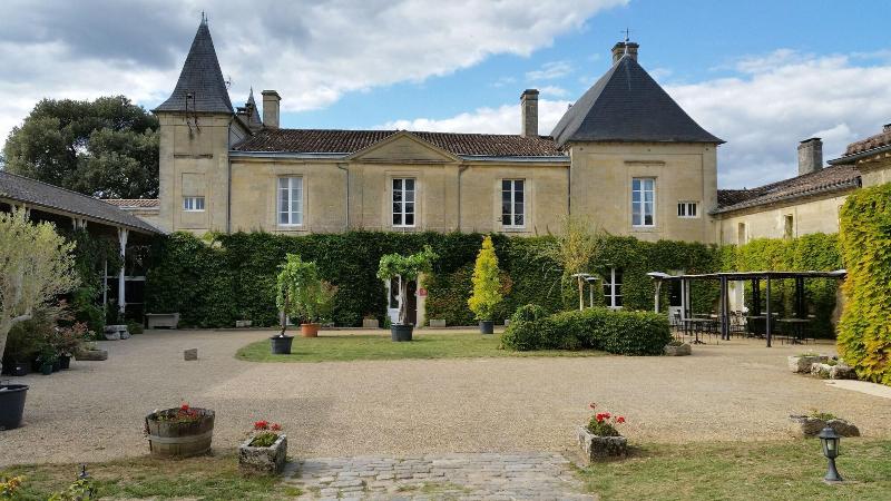 Logis Château Fleur de Roques - Genel