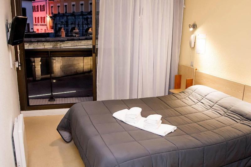 Hôtel Bains Sarrailh - Genel