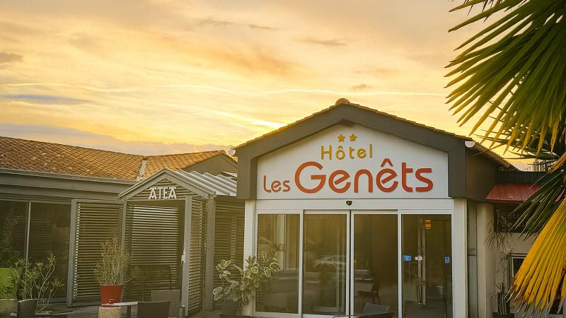 Hôtel les Genêts - Genel