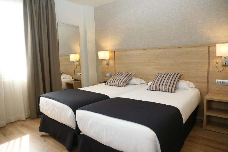 Hotel Terminus Puigcerdà - Genel