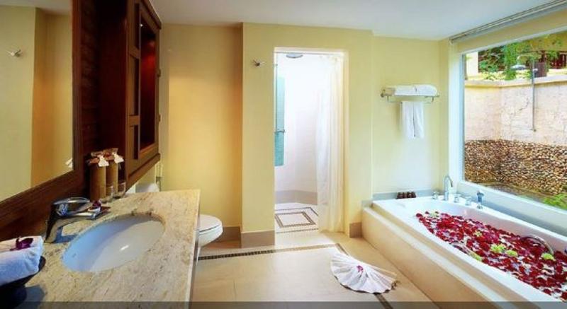 Nora Beach Resort & Spa, Koh Samui - Oda