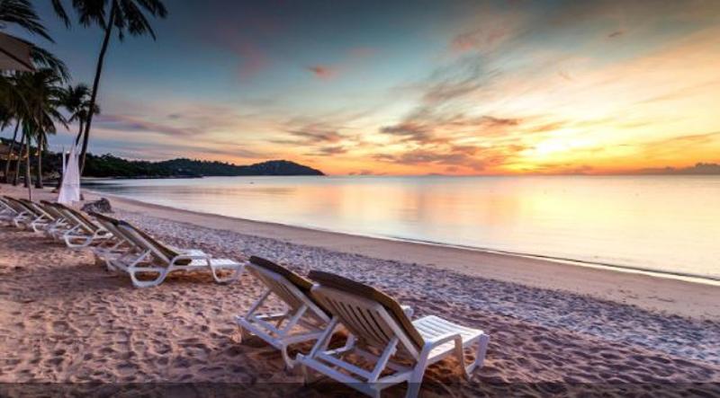 Nora Beach Resort & Spa, Koh Samui - Plaj