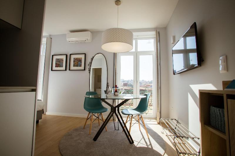 Porto Views & Wines by Porto City Hosts - Oda