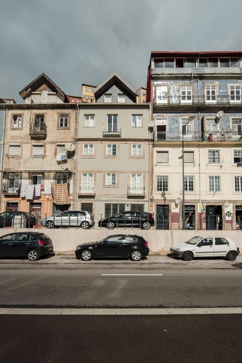 Oporto Trendy River - Genel