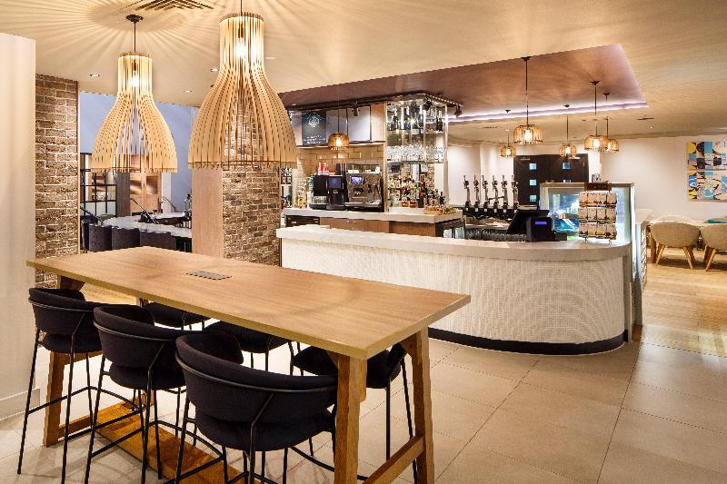 Holiday Inn Brentwood - Bar