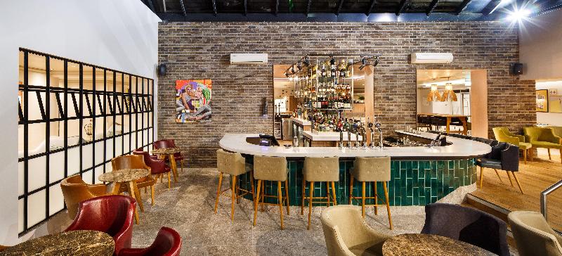 Holiday Inn Brentwood - Bar