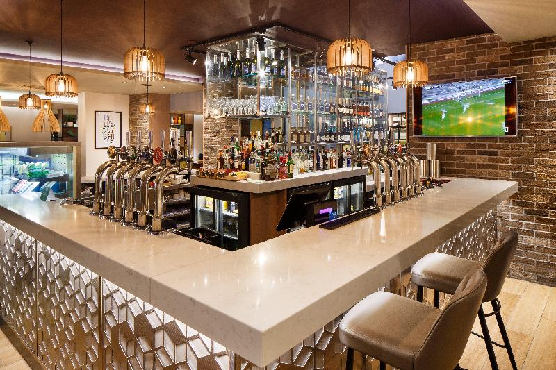 Holiday Inn Brentwood - Bar