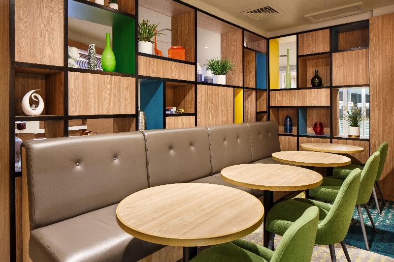 Holiday Inn Brentwood - Bar