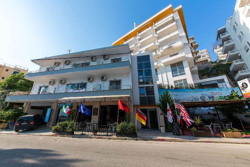 Summer Kiss Hotel - Genel