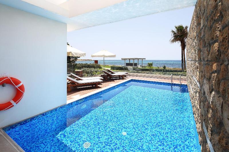 Paradise Cove Luxurious Beach Villas - Aktivite