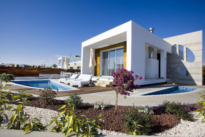 Paradise Cove Luxurious Beach Villas - Oda