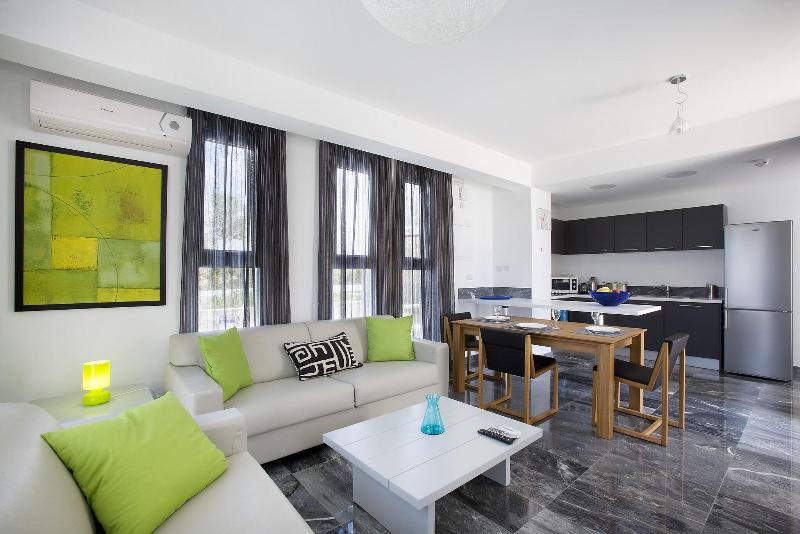 Paradise Cove Luxurious Beach Villas - Oda