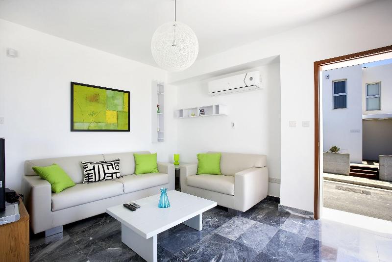Paradise Cove Luxurious Beach Villas - Oda