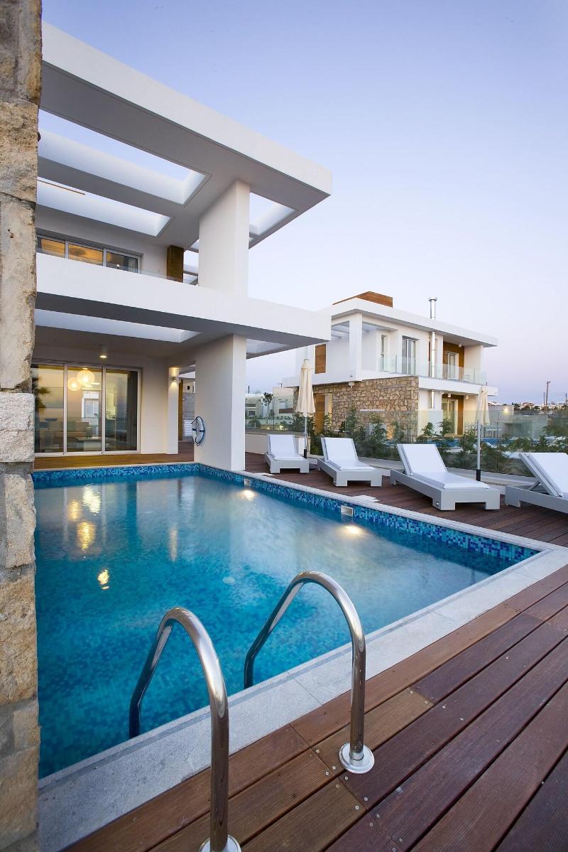 Paradise Cove Luxurious Beach Villas - Oda