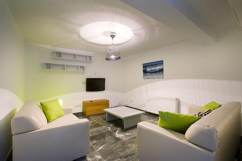 Paradise Cove Luxurious Beach Villas - Oda