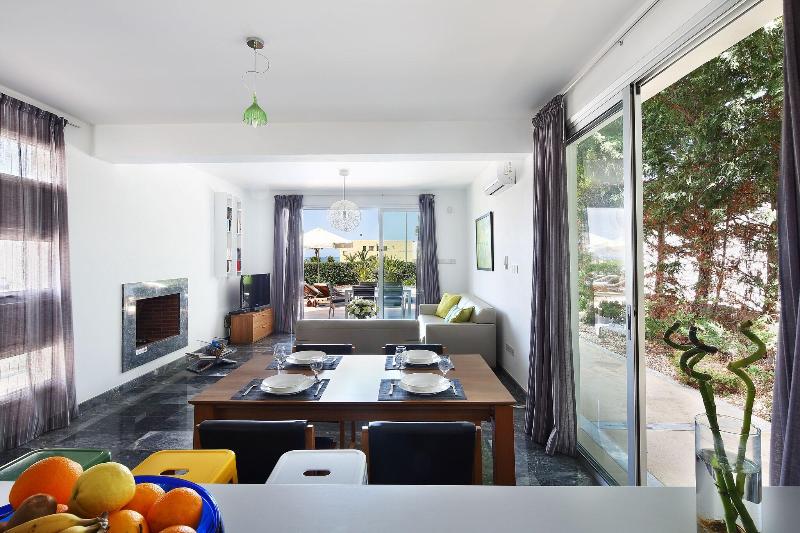 Paradise Cove Luxurious Beach Villas - Oda