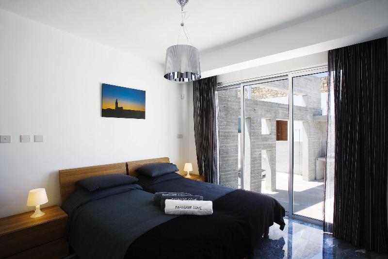 Paradise Cove Luxurious Beach Villas - Oda