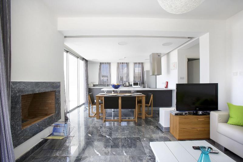 Paradise Cove Luxurious Beach Villas - Oda