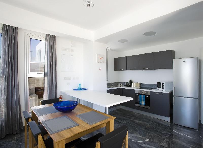 Paradise Cove Luxurious Beach Villas - Oda