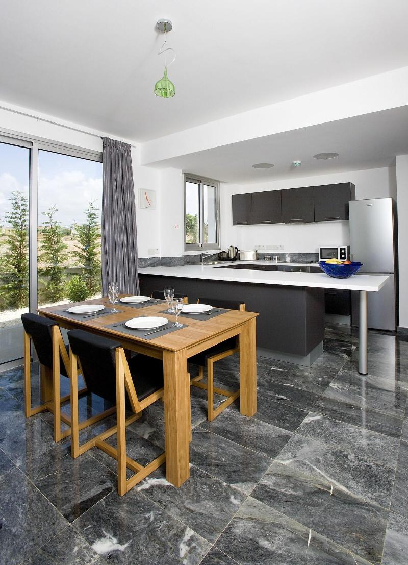 Paradise Cove Luxurious Beach Villas - Oda