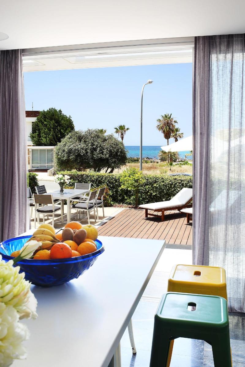 Paradise Cove Luxurious Beach Villas - Oda