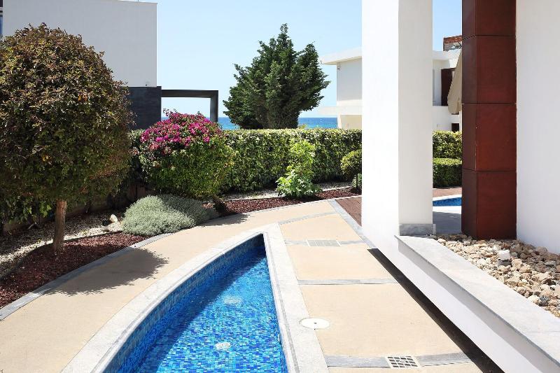 Paradise Cove Luxurious Beach Villas - Plaj