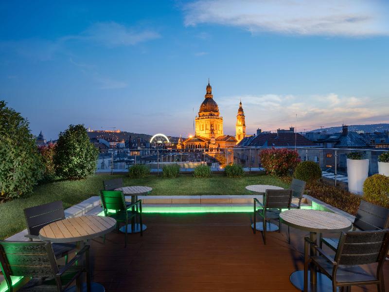 Hilton Garden Inn Budapest City Centre - Teras