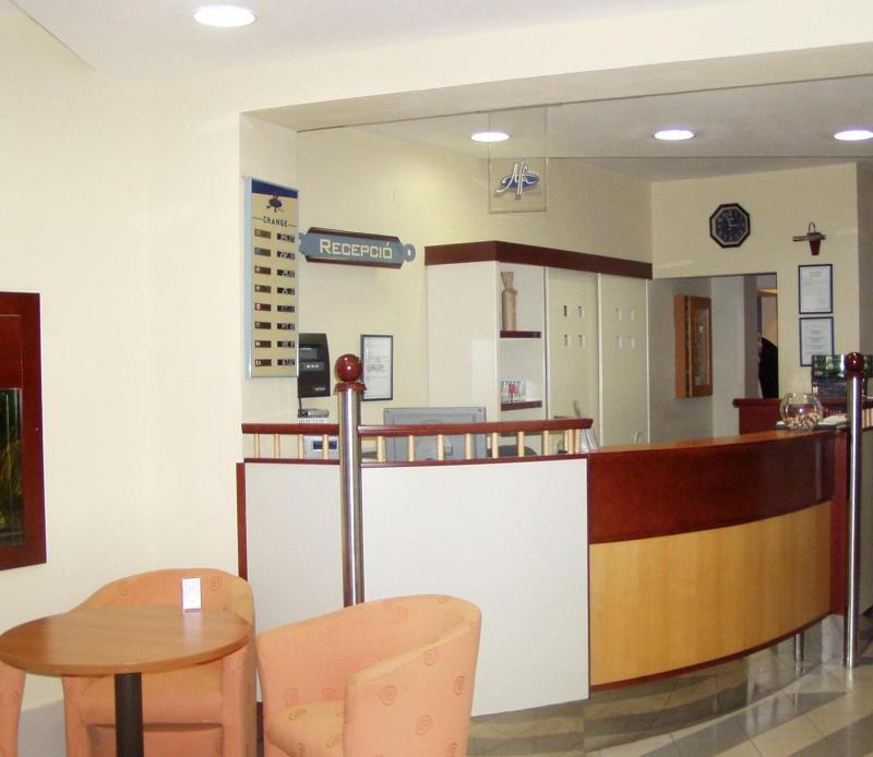 Tisza Alfa Hotel - Lobi