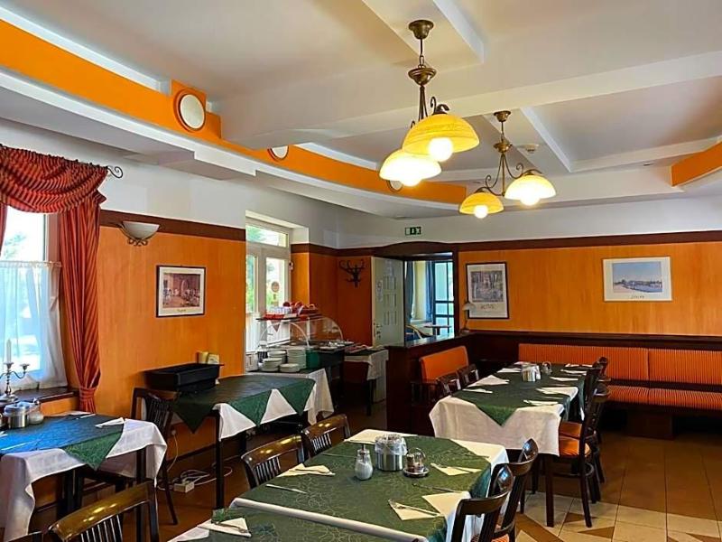 Tisza Alfa Hotel - Genel