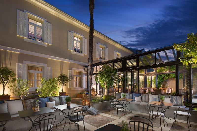 Almayer Art & Heritage Hotel - Genel