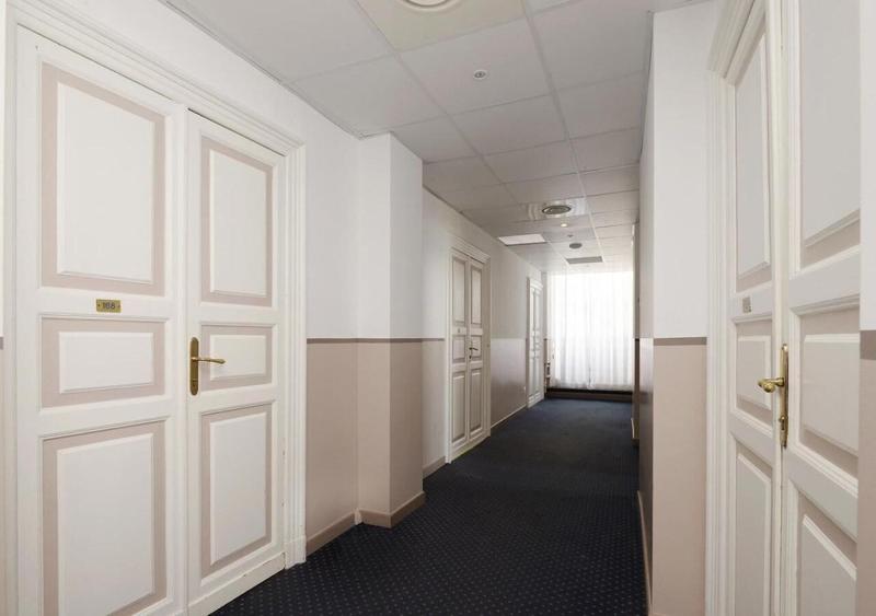 Grand Hotel Mediterranée - Lobi