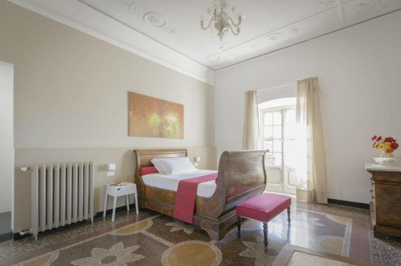 Genova46 Suites & Rooms - Oda