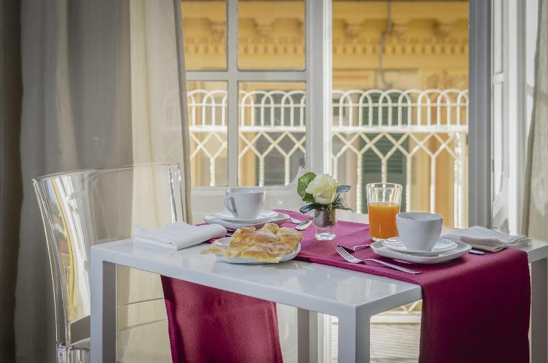 Genova46 Suites & Rooms - Restoran
