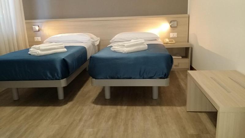 Flying Hotel - Oda