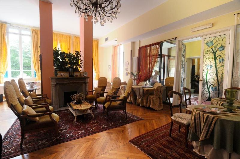 Hotel Petit Royal - Lobi