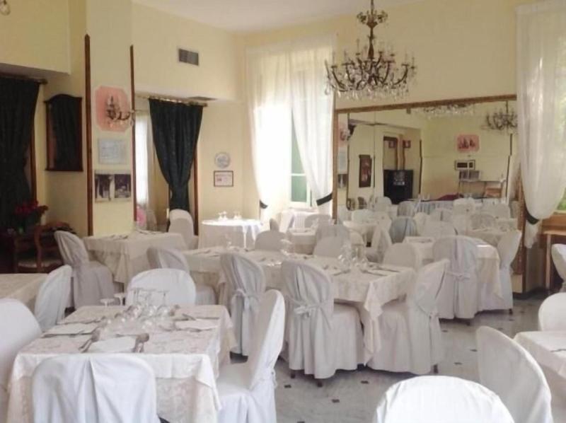 Hotel Petit Royal - Toplantı