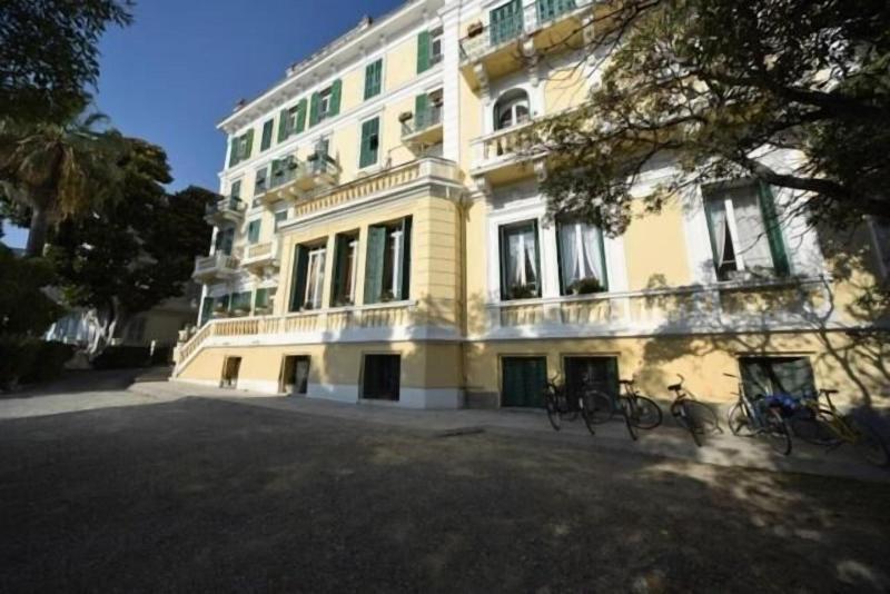Hotel Petit Royal - Genel