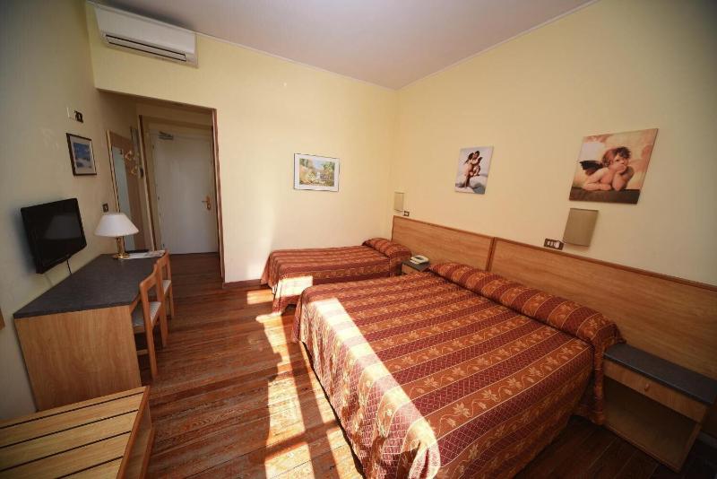 Hotel Petit Royal - Oda