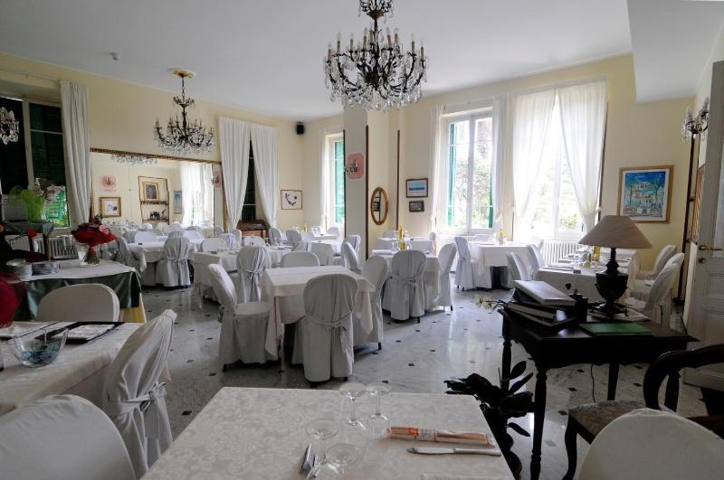 Hotel Petit Royal - Restoran
