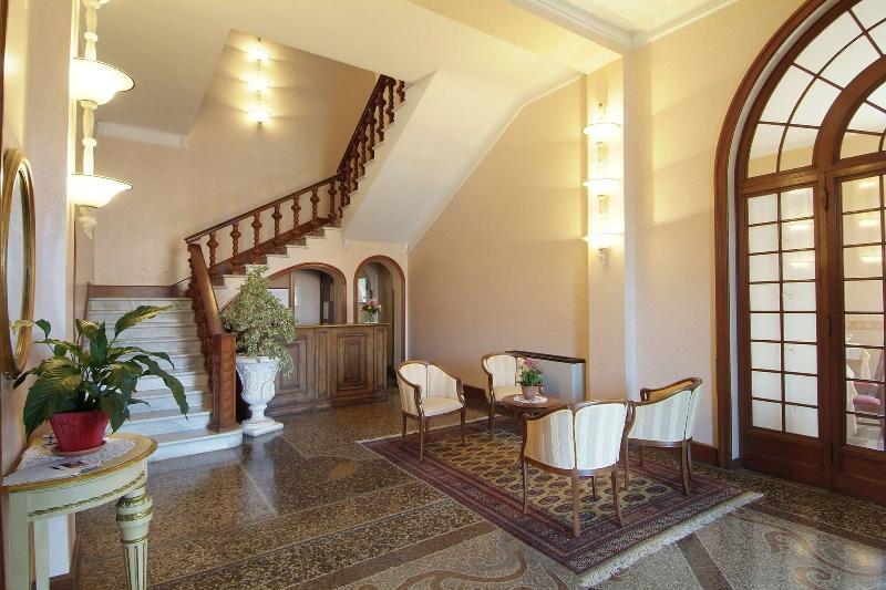 Hotel Villa Fieschi - Lobi