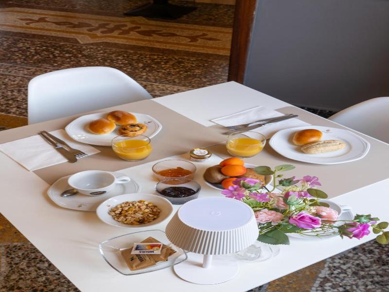 Hotel Villa Fieschi - Genel