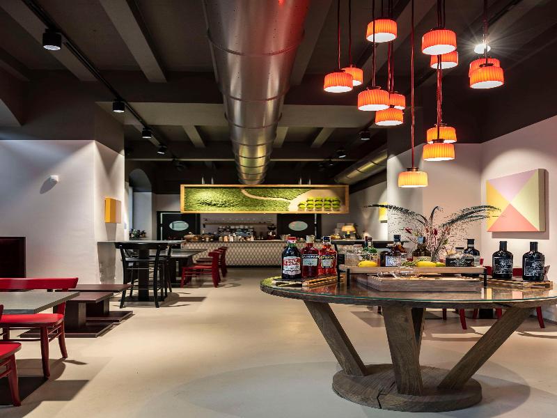 Savona 18 Suites - Bar