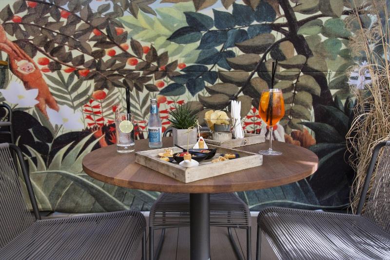 Savona 18 Suites - Bar