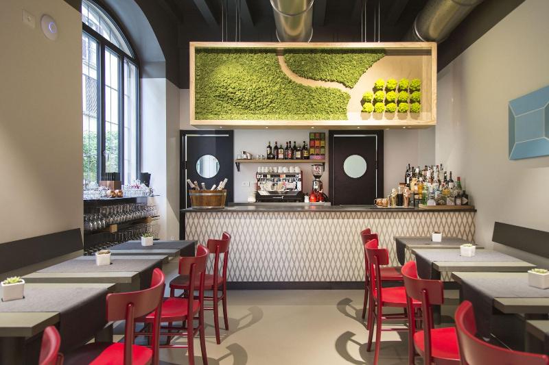 Savona 18 Suites - Bar