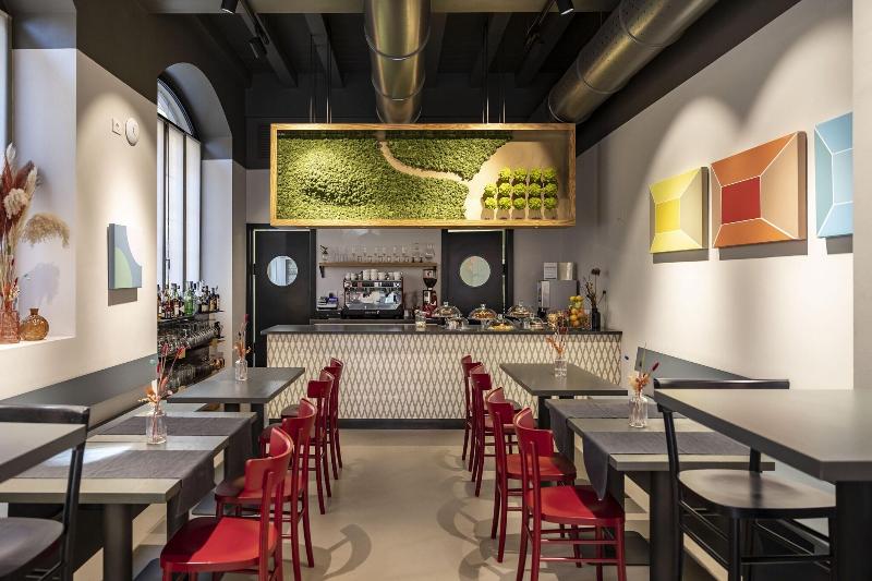 Savona 18 Suites - Bar