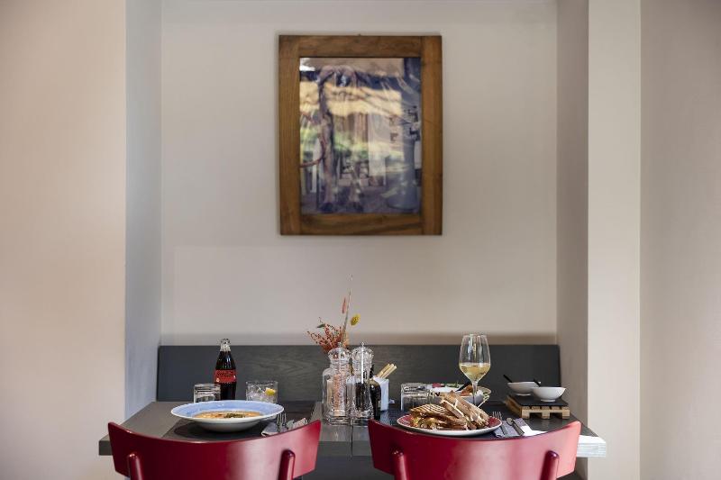 Savona 18 Suites - Bar